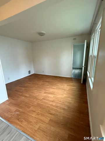 24-26 Judson Avenue, East Hartford, CT 06118