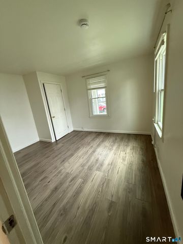 24-26 Judson Avenue, East Hartford, CT 06118