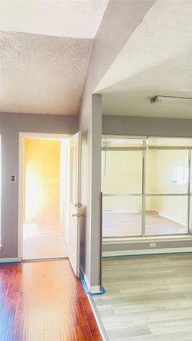 6406 Bayou Crest Drive, Houston, TX 77088