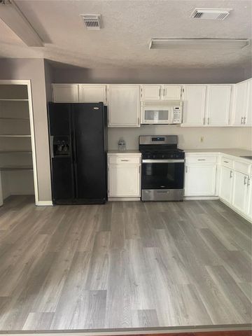 6406 Bayou Crest Drive, Houston, TX 77088