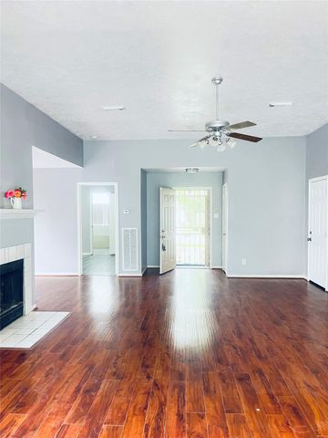 6406 Bayou Crest Drive, Houston, TX 77088