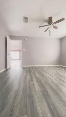 6406 Bayou Crest Drive, Houston, TX 77088