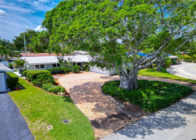 2110 NE 55th Street, Fort Lauderdale, FL 33308