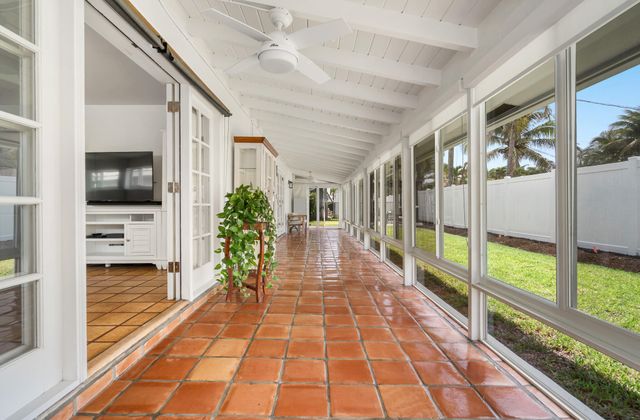 2110 NE 55th Street, Fort Lauderdale, FL 33308