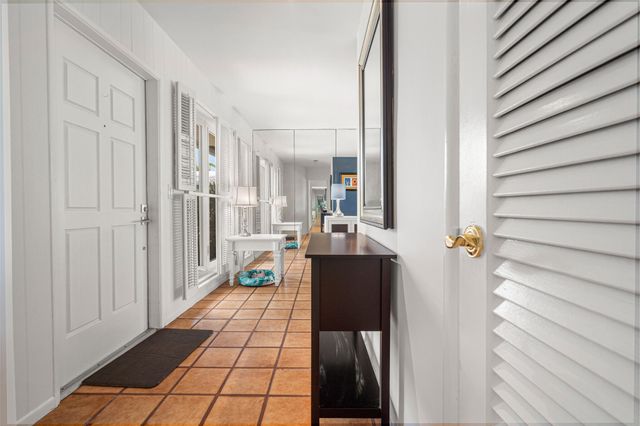 2110 NE 55th Street, Fort Lauderdale, FL 33308