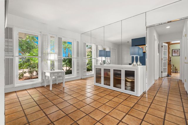 2110 NE 55th Street, Fort Lauderdale, FL 33308