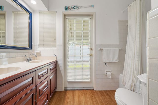 2110 NE 55th Street, Fort Lauderdale, FL 33308