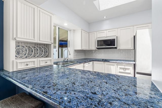 2110 NE 55th Street, Fort Lauderdale, FL 33308
