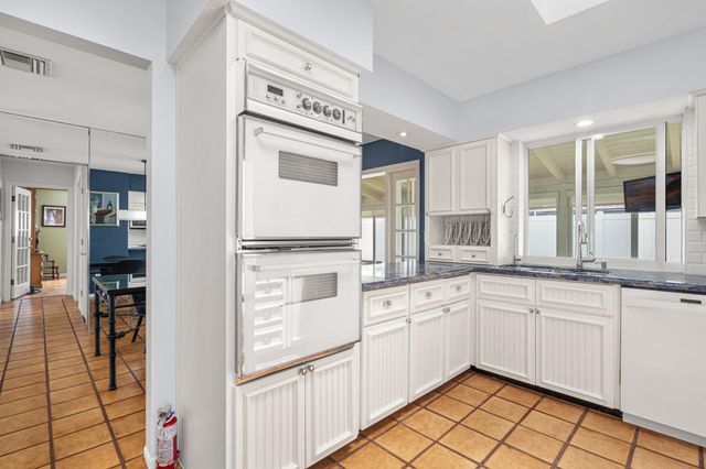 2110 NE 55th Street, Fort Lauderdale, FL 33308