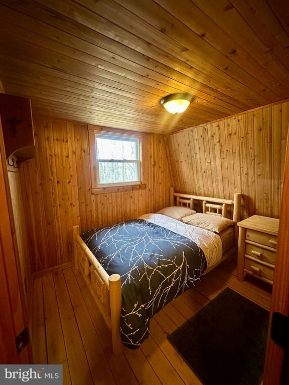 Image 29 of property listing at 552 BLACK OAK DR, Oakland, MD 21550