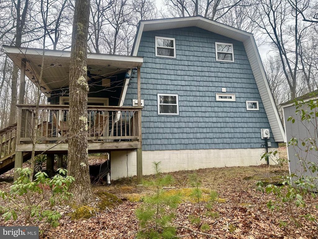 Image 31 of property listing at 552 BLACK OAK DR, Oakland, MD 21550