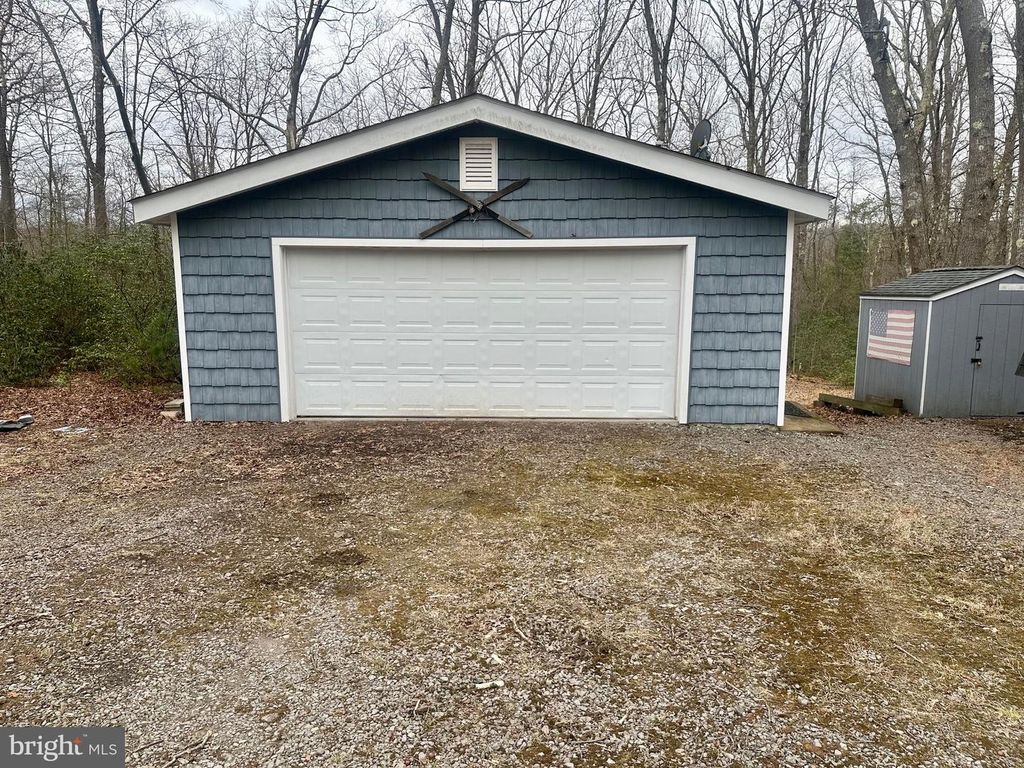 Image 37 of property listing at 552 BLACK OAK DR, Oakland, MD 21550