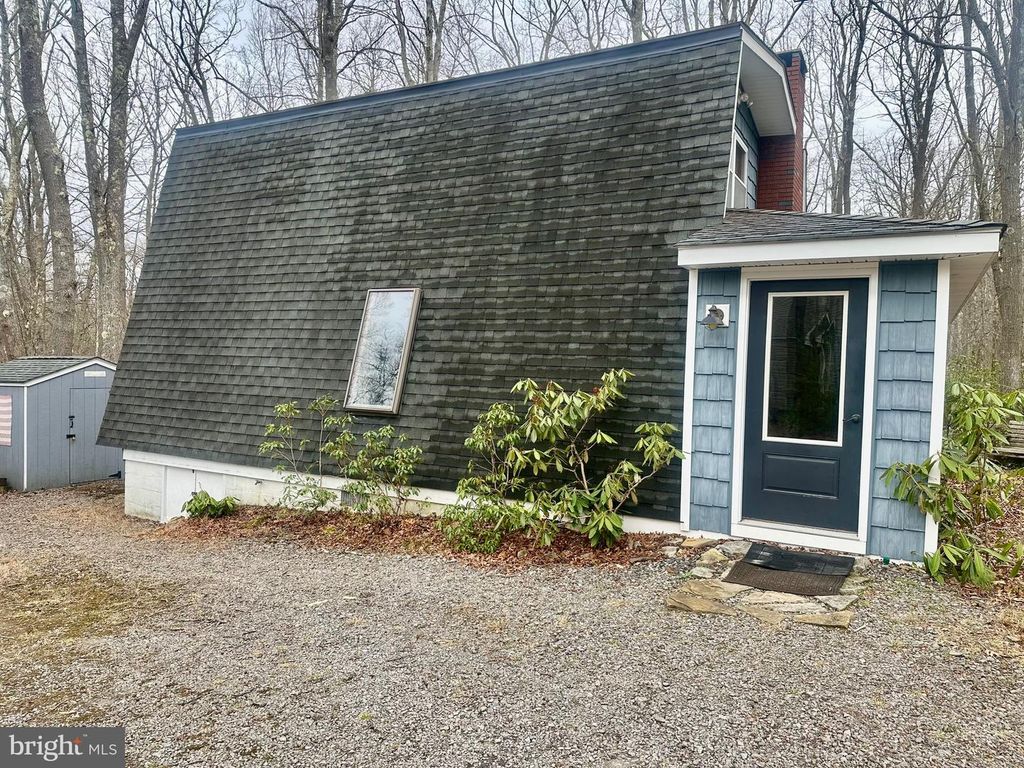 Image 38 of property listing at 552 BLACK OAK DR, Oakland, MD 21550