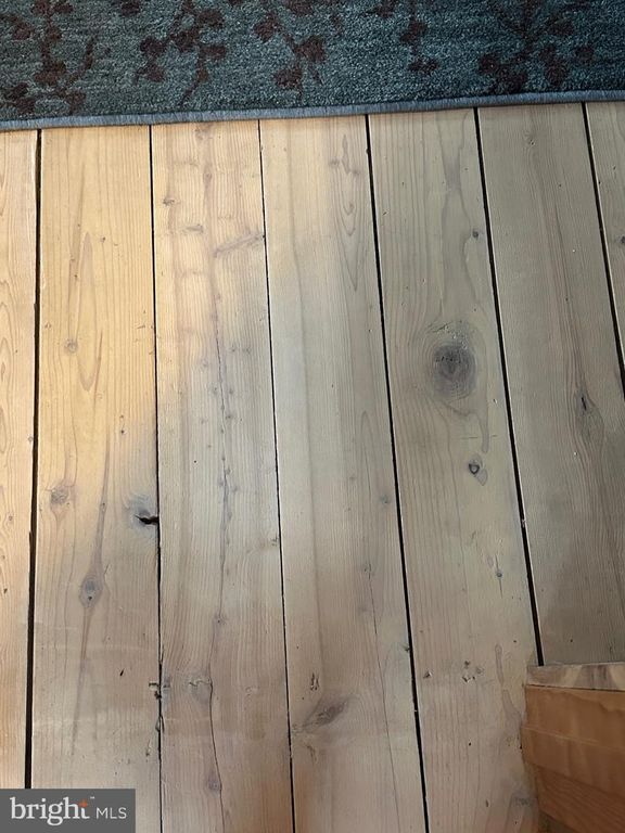 Image 42 of property listing at 552 BLACK OAK DR, Oakland, MD 21550