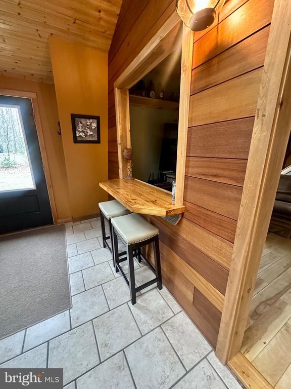 Image 43 of property listing at 552 BLACK OAK DR, Oakland, MD 21550