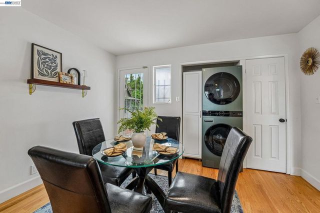 24815 Townsend Ave, Hayward, CA 94544