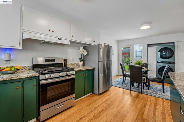 24815 Townsend Ave, Hayward, CA 94544