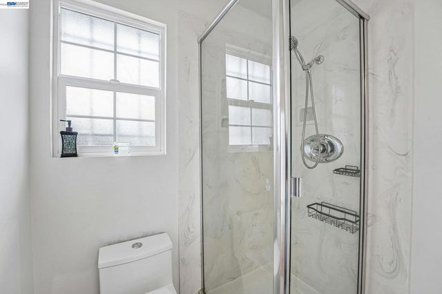 24815 Townsend Ave, Hayward, CA 94544