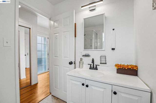 24815 Townsend Ave, Hayward, CA 94544