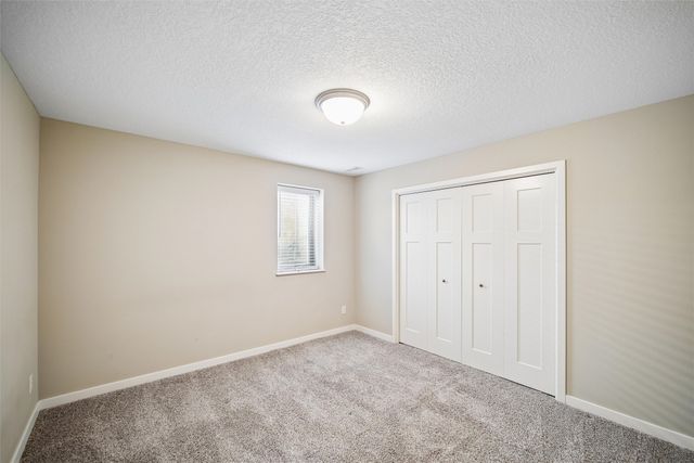 5789 NW 50th Street, Johnston, IA 50131