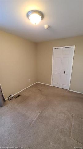 42542 Saratoga Road 26, Canton, MI 48187