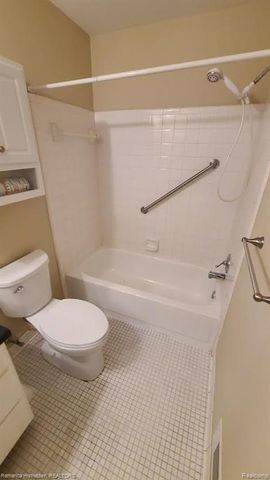 42542 Saratoga Road 26, Canton, MI 48187