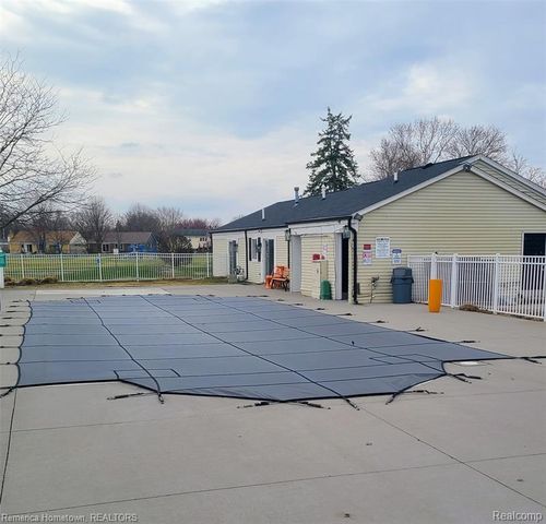42542 Saratoga Road 26, Canton, MI 48187