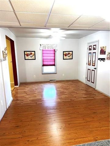 123 E Coffee St, Uniontown, PA 15401