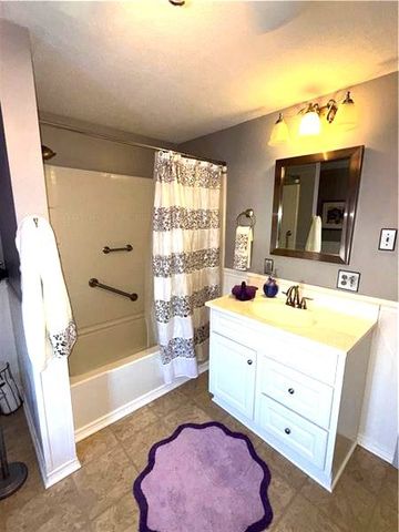 123 E Coffee St, Uniontown, PA 15401