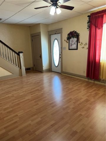 123 E Coffee St, Uniontown, PA 15401