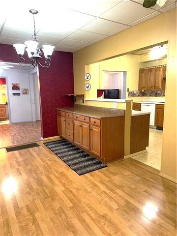 123 E Coffee St, Uniontown, PA 15401