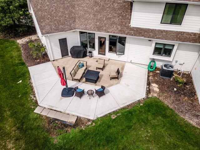 1615 Sycamore Hills Parkway, Fort Wayne, IN 46814