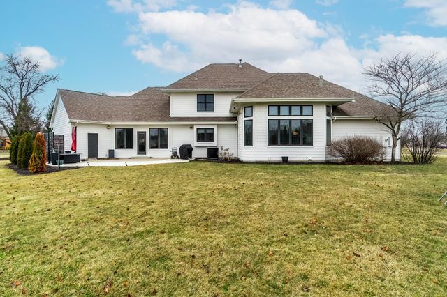 1615 Sycamore Hills Parkway, Fort Wayne, IN 46814