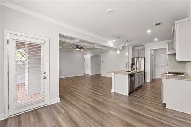 7129 Birch View Court, Flowery Branch, GA 30542