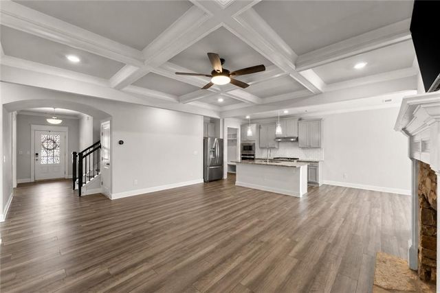 7129 Birch View Court, Flowery Branch, GA 30542
