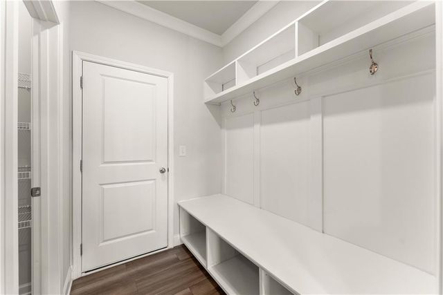 7129 Birch View Court, Flowery Branch, GA 30542