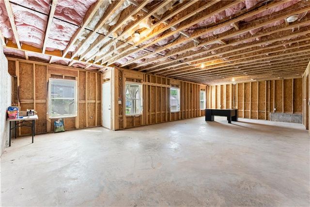 7129 Birch View Court, Flowery Branch, GA 30542