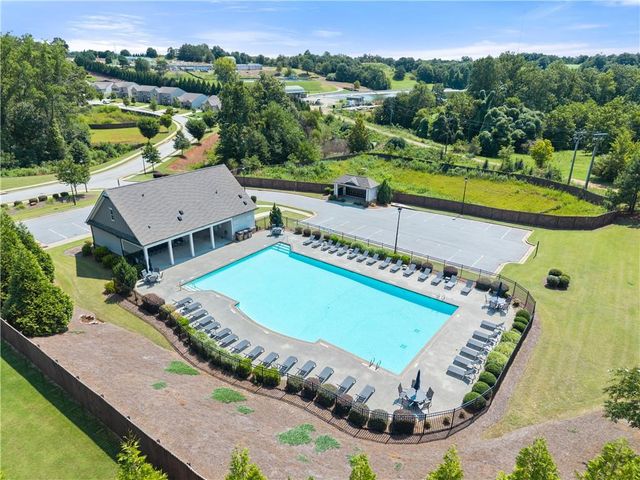 7129 Birch View Court, Flowery Branch, GA 30542