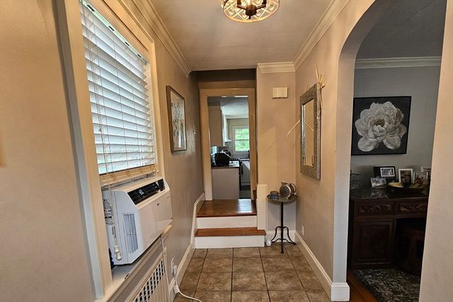 25 Essex St, Medford, MA 02155