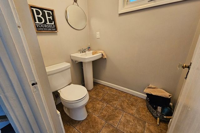 25 Essex St, Medford, MA 02155