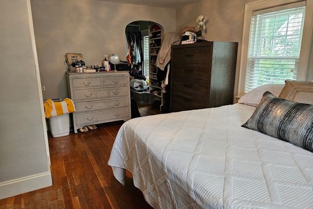 25 Essex St, Medford, MA 02155