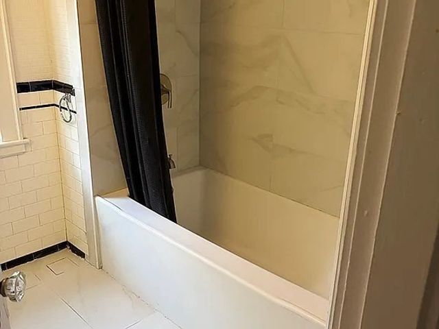 25 Essex St, Medford, MA 02155