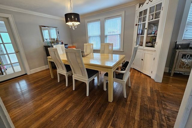 25 Essex St, Medford, MA 02155