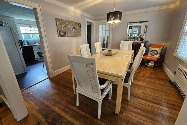 25 Essex St, Medford, MA 02155