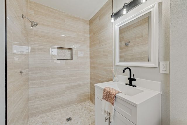 1502 Betsy Lane, Irving, TX 75061