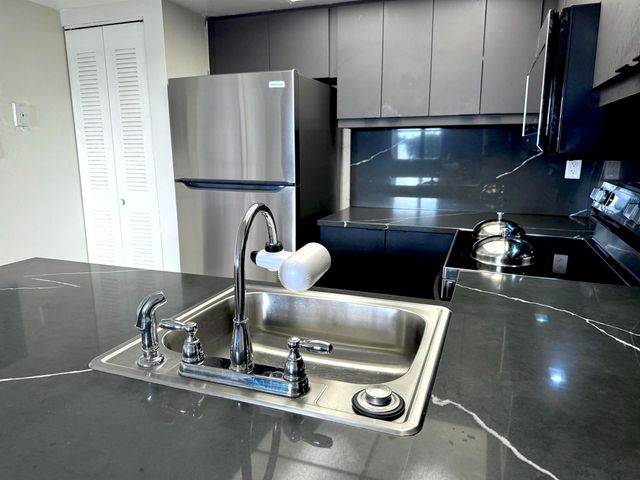 752 Executive Center Drive 112, West Palm Beach, FL 33401