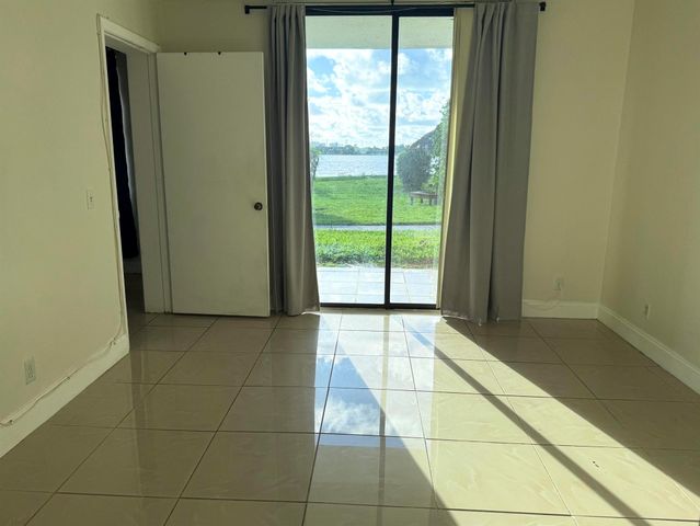 752 Executive Center Drive 112, West Palm Beach, FL 33401