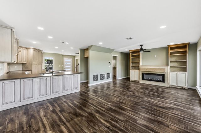 13 Lookout Ridge, Huntsville, TX 77340