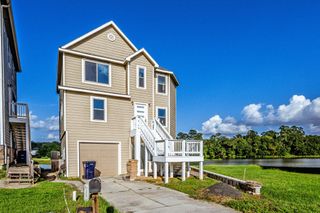 13 Lookout Ridge, Huntsville, TX 77340