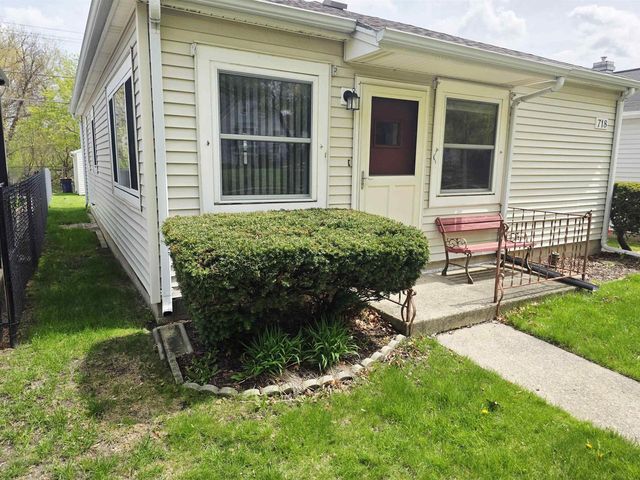 718 56th Street, West Allis, WI 53214